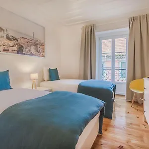 Apartment @ Largo Do Carmo, Lissabon