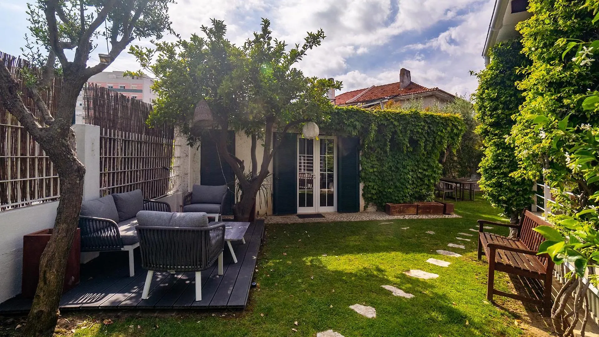 Whome Private Pool Guesthouse In Lisbon Portugal